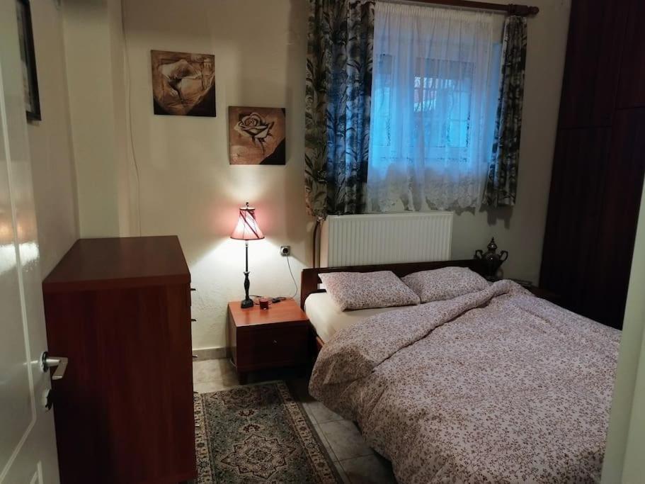 Cozy Cottage For 4 Lávdhas المظهر الخارجي الصورة